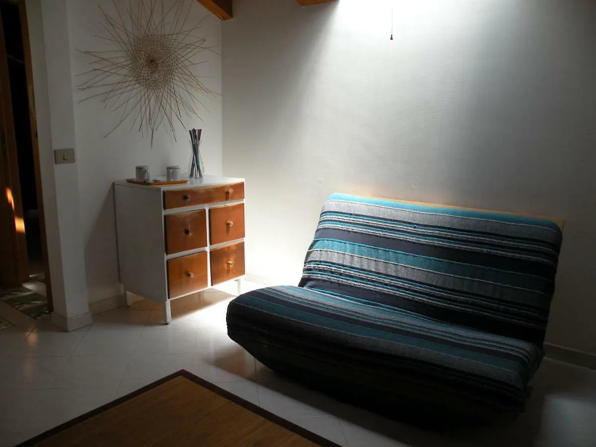 Apartamento Deliziosa Mansarda Nel Quartiere Marina - Cagliari Q8577